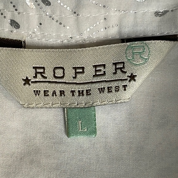NWOT, women’s Roper Wear the west. 
Western Shirt., Size L - Picture 10 of 11